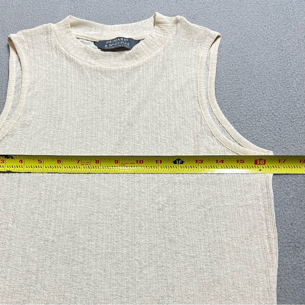 Semi-Sheer‎ Tank - Picture 6 of 7
